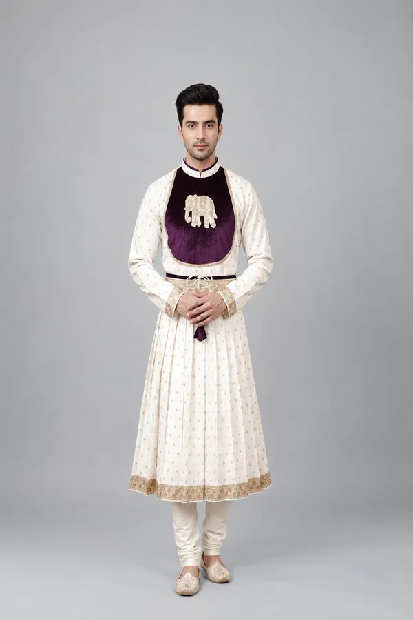 Elephant_Motif_Peshwai_Outfit