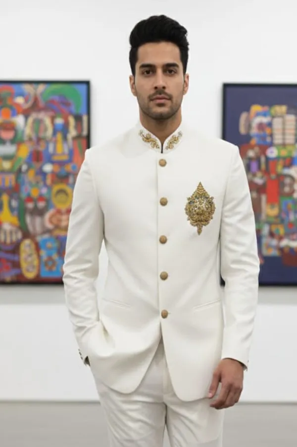 Royal_Ivory_Bandhgala_Suit_With_Gold_Brooch_Embroidery