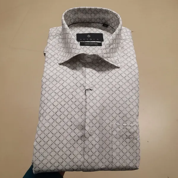 Men_White_Diamond_Printed_Formal_Shirt_White