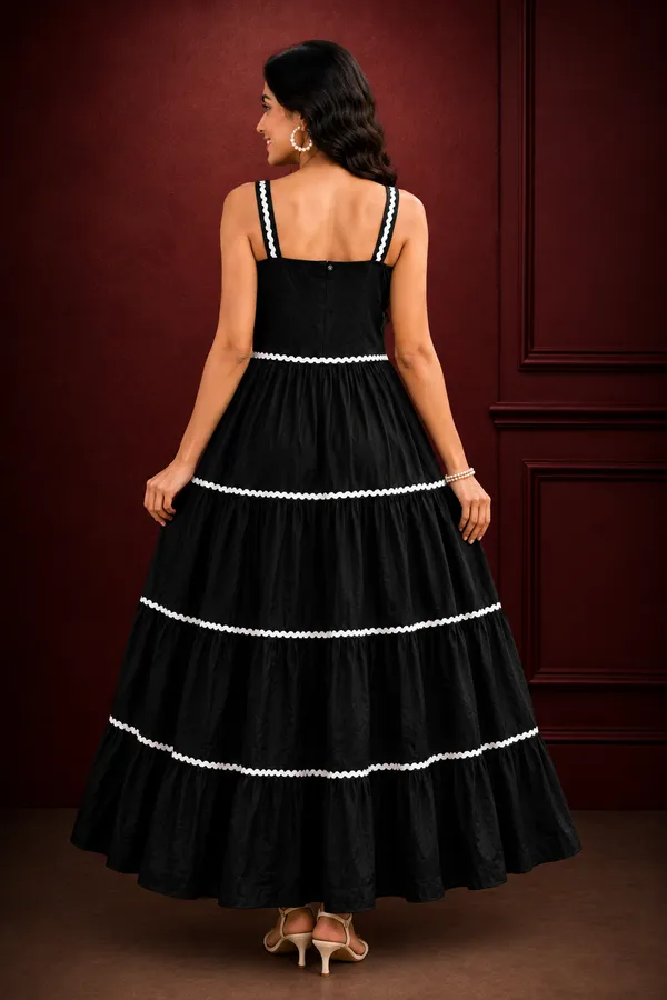 Elegant_Black_Tiered_Maxi_Dress_With_White_Trim_Black