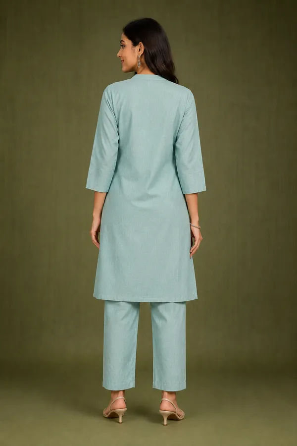Aqua_Blue_Geometric_Embroidered_Kurta_Pant_Set_Aqua_Teal