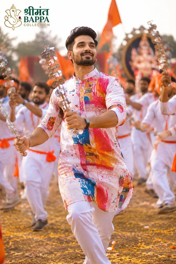 Multicolor_Abstract_Print_Festive_Kurta_Set