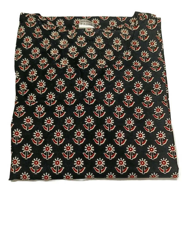 Black_Printed_Straight_Kurta_With_Matching_Pants_Fringe_Border_Detail_Black