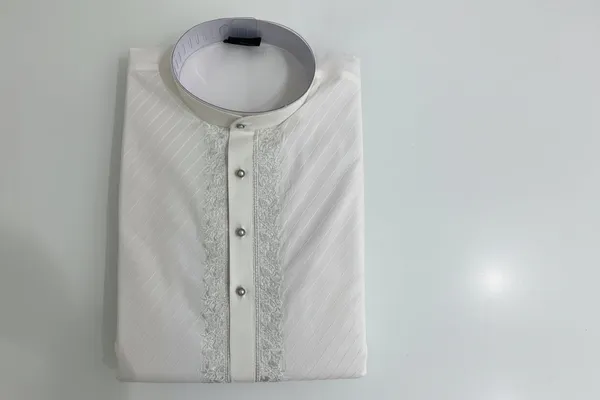 White_Self_Textured_Embroidered_Kurta_For_Men