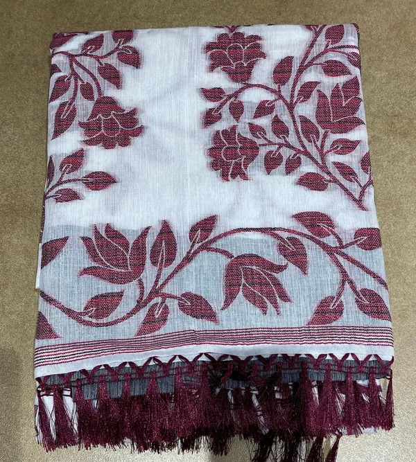 Title_Elegant_White_Magenta_Floral_Print_Saree_Magenta