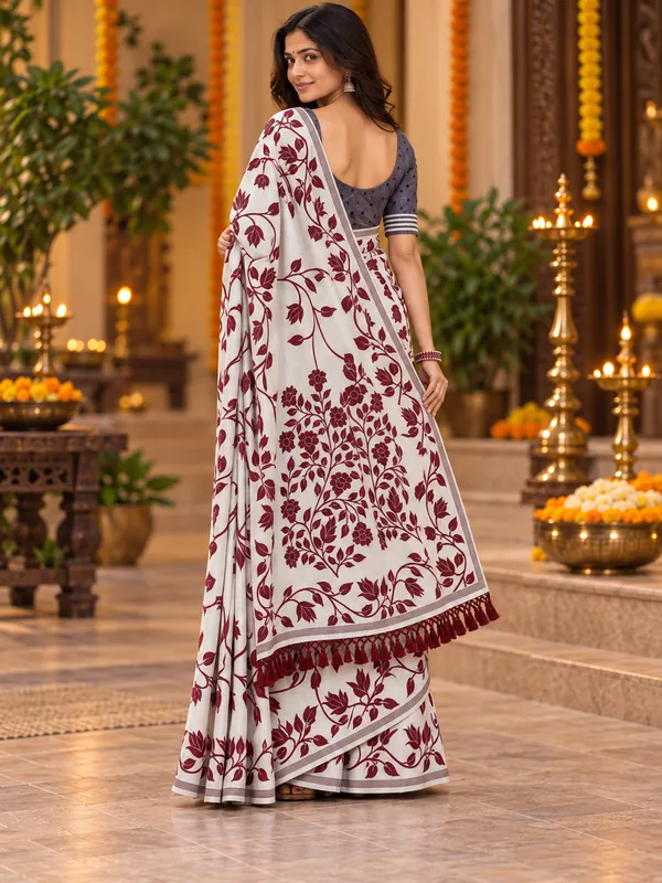 Title_Elegant_Ivory_Maroon_Floral_Print_Saree_Maroon