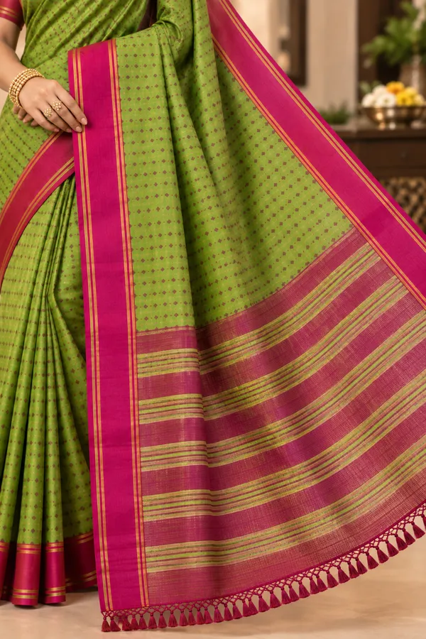Green_Saree_With_Rani_Pink_Border_Striped_Pallu_Olive_Green
