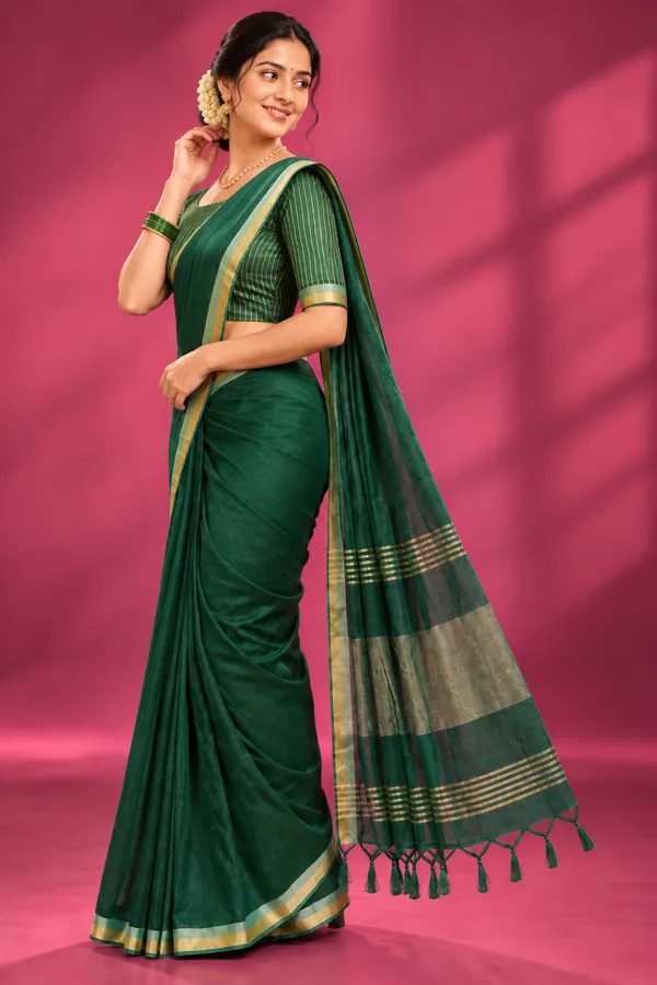 Emerald_Green_Handloom_Saree_With_Gold_Border_Dark_Forest_Green