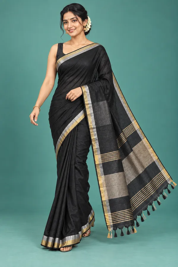 Classic_Black_Handloom_Saree_With_Dual_Tone_Border_Black