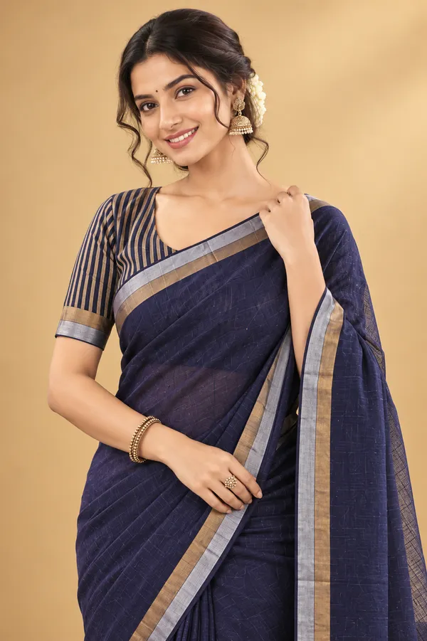 Elegant_Navy_Blue_Saree_With_Metallic_Border_Navy