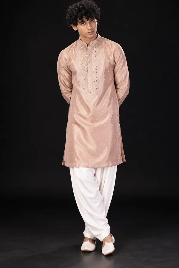 Blush_Pink_Embroidered_Festive_Kurta