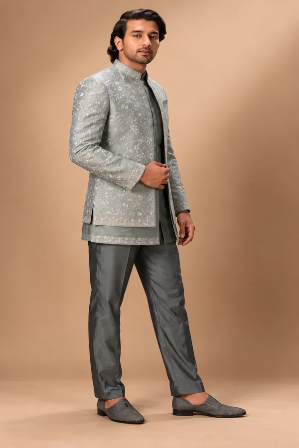 Silver_Grey_Floral_Embroidered_Indo_Western_Set