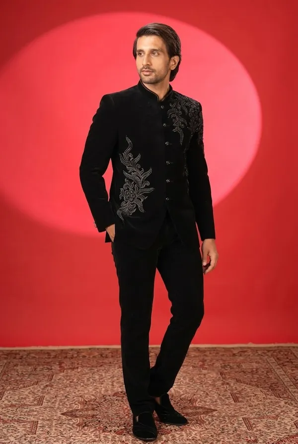 Black_Velvet_Embroidered_Jodhpuri_Suit