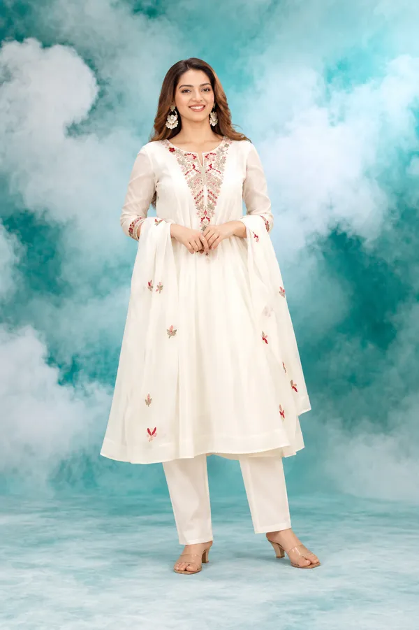 Ivory_Elegance_Embroidered_Dupatta_Set_White