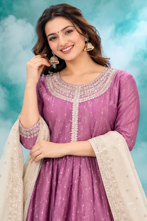 Mauve_Elegance_Embroidered_Dupatta_Set_Mauve_Purple