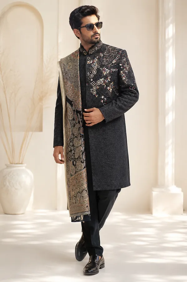 Black_Embroidered_Designer_Sherwani_Set_With_Stole