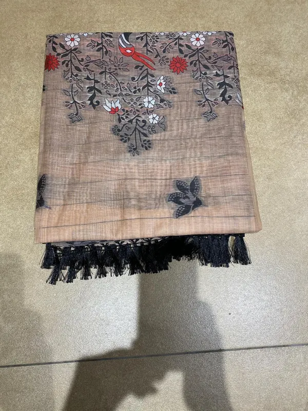 Title_Light_Peach_Elegance_With_Artistic_Bird_Pallu_Peach_Blossom