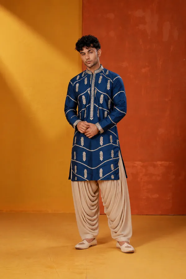 Royal_Navy_Blue_Embroidered_Kurta_Set