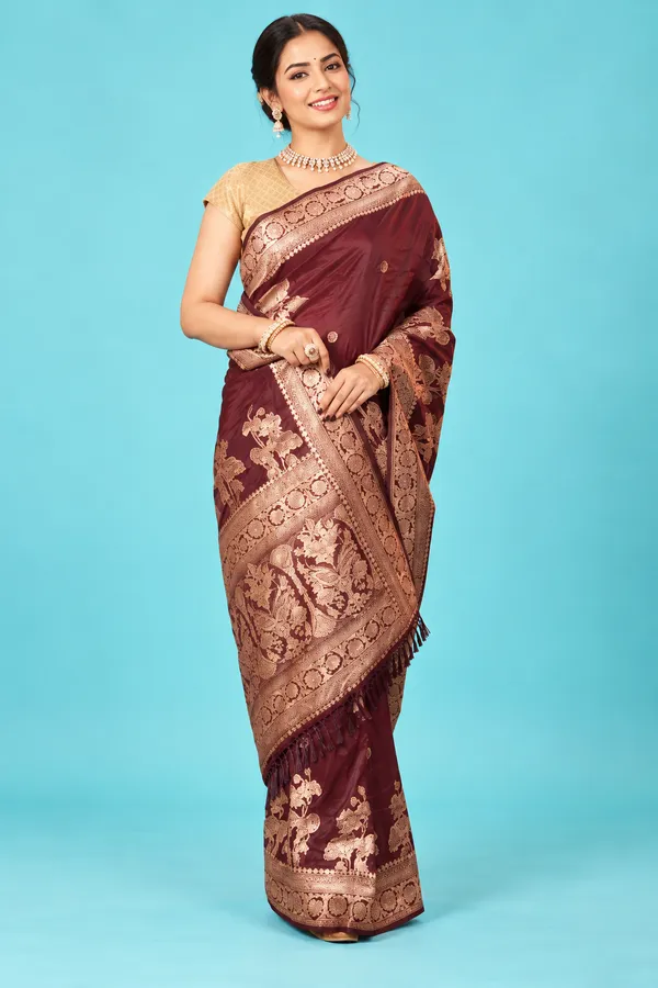 Royal_Wine_Maroon_Designer_Saree_With_Golden_Floral_Zari_Work_Rich_Traditional_Pallu_Maroon
