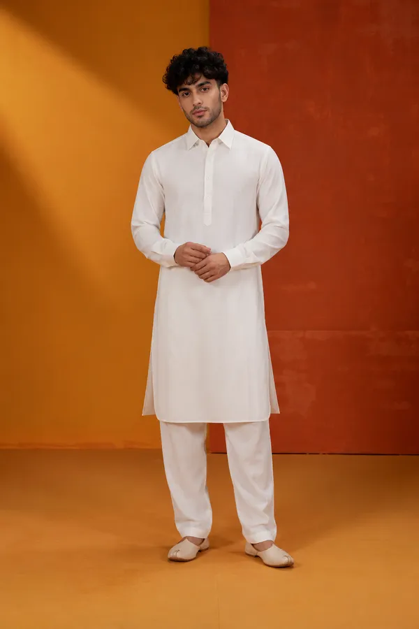 Elegant_Ivory_White_Men_S_Kurta_Pajama_Set