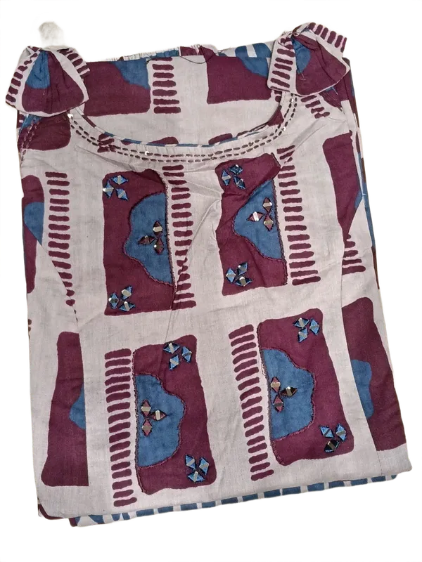Women_S_Beige_Maroon_Blue_Printed_Sleeveless_Kurti_Palazzo_Set_Geometric