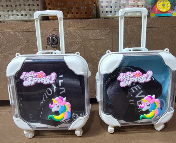 Black_Hard_Shell_Unicorn_Print_Trolley_Suitcase_For_Kids