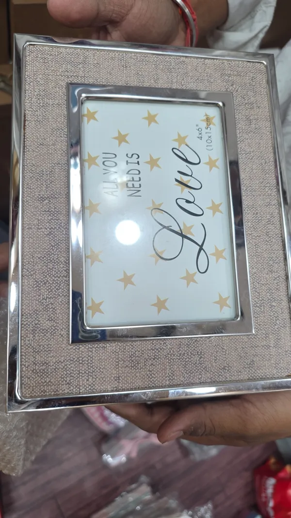 Silver_Finish_Star_Print_Photo_Frame