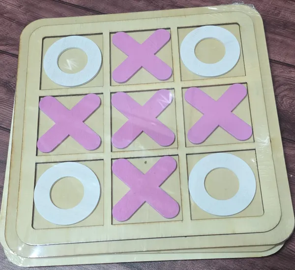 Wooden_Tic_Tac_Toe_Board_Game