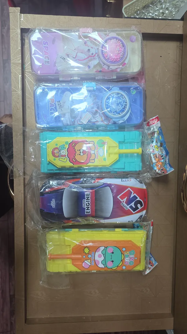 Multicolour_Plastic_Cricket_Bat_Set_For_Kids