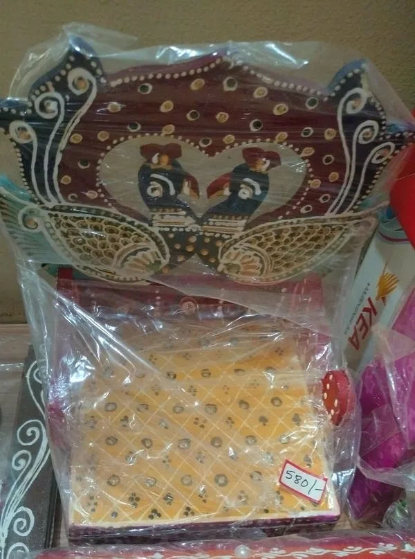 Traditional_Folk_Art_Decorative_Wall_Hanging