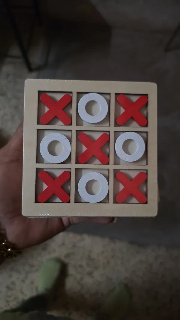 Wooden_Tic_Tac_Toe_Board_Game