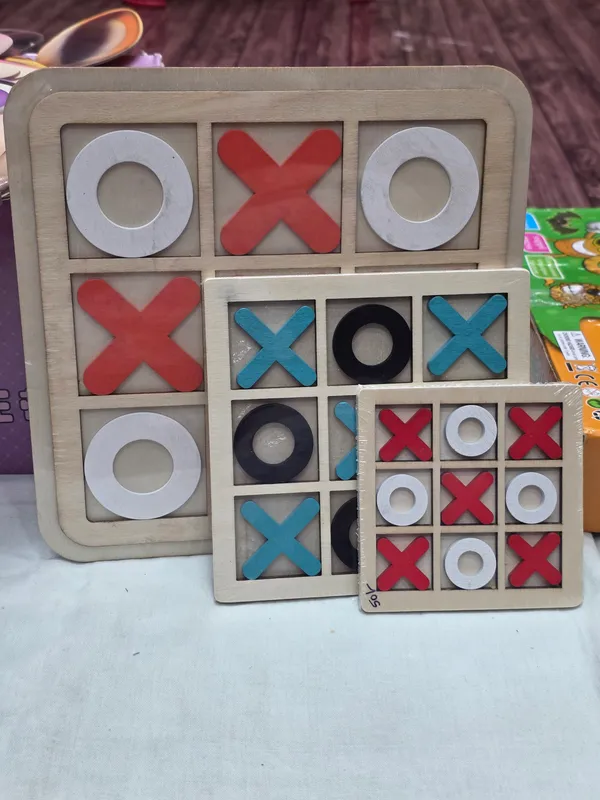 Wooden_Tic_Tac_Toe_Board_Game_Set