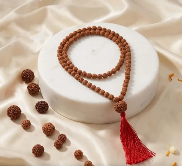 Brown_Rudraksha_Bead_Mala_With_Red_Tassel