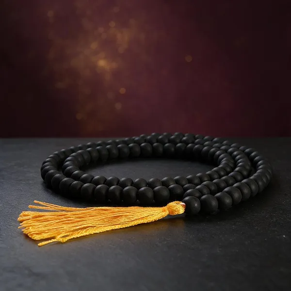 Karungali_Mala