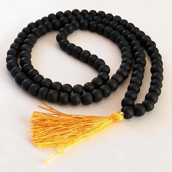 Karungali_Mala