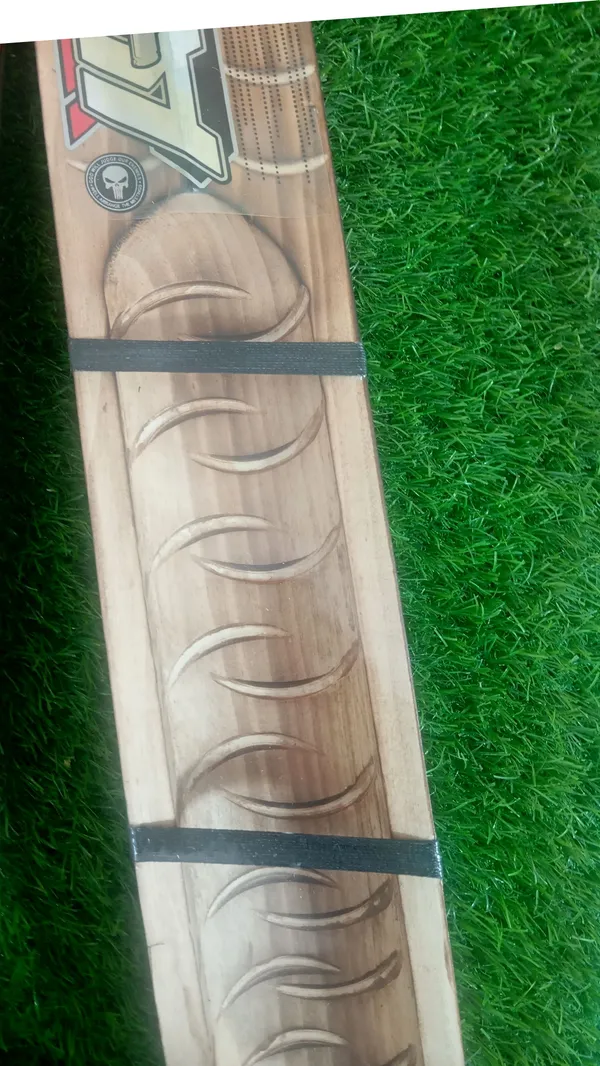 Ak47_Kashmir_Willow_Cricket_Bat_Malhar_Style