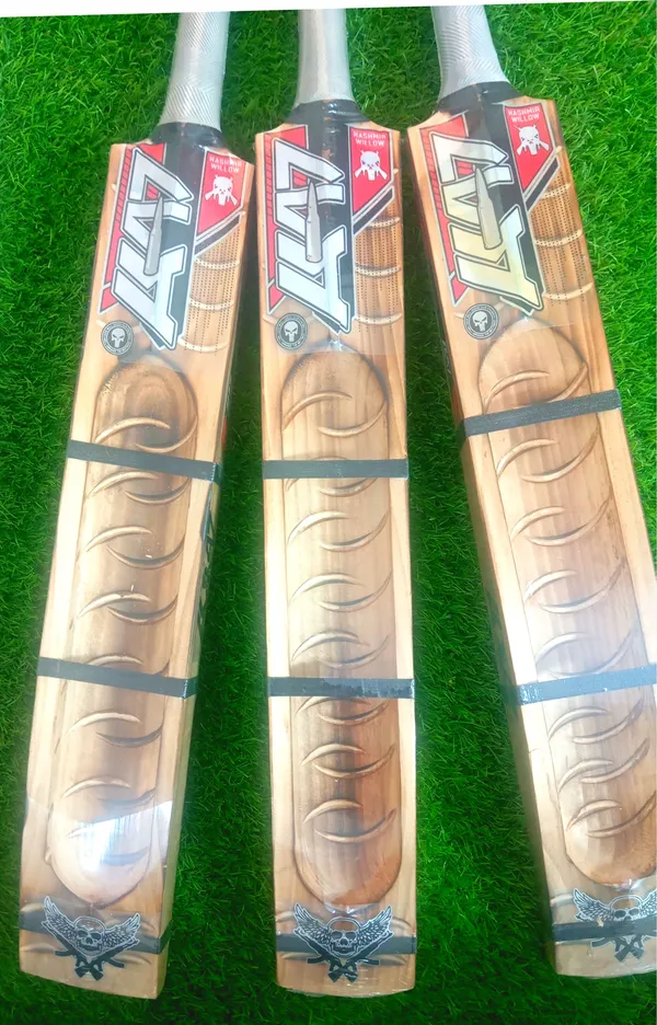 Ak47_Kashmir_Willow_Cricket_Bat_Malhar_Style
