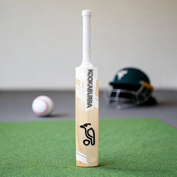 Kookaburra_Kashmir_Willow_Cricket_Bat_White