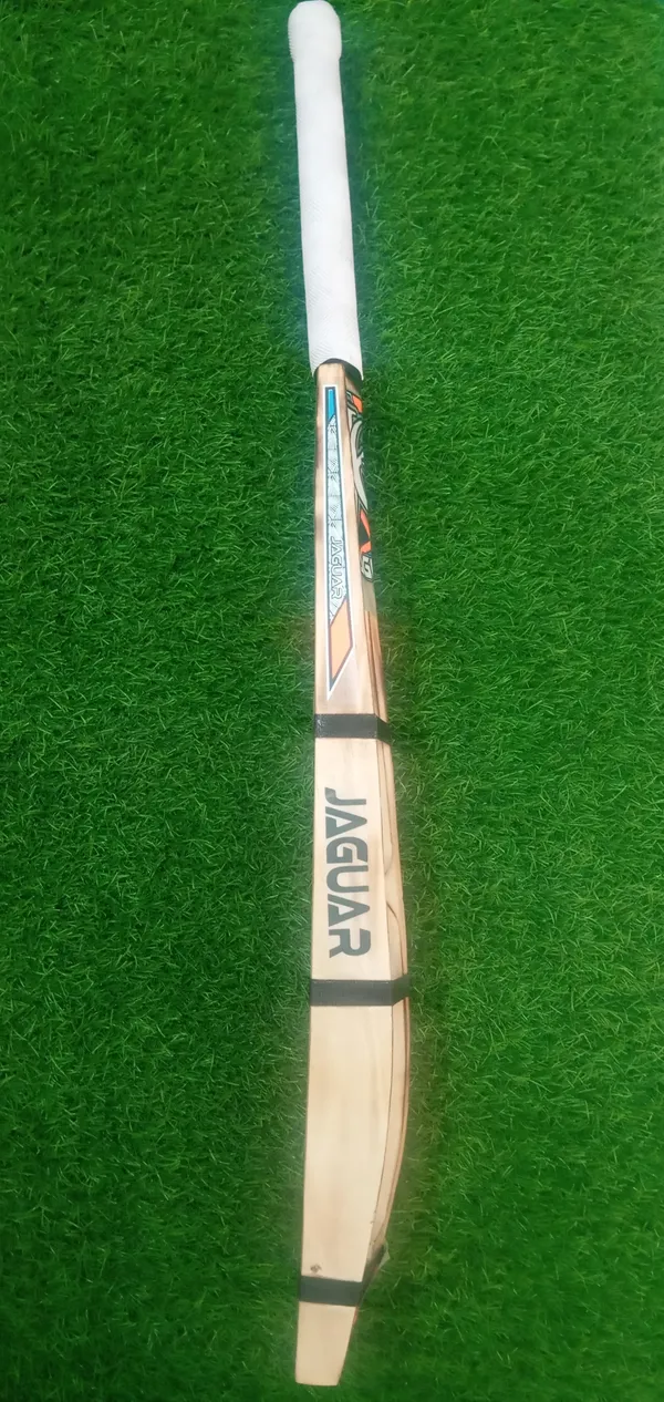 Jaguar_Cricket_Bat
