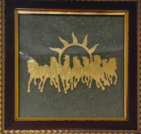 Golden_Pyrite_Dust_Wooden_Framed_7_Horse_Wall_Painting