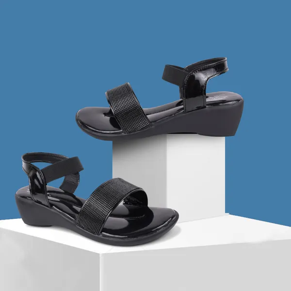 Black_Patent_Leather_Open_Toe_Wedge_Sandals_For_Women