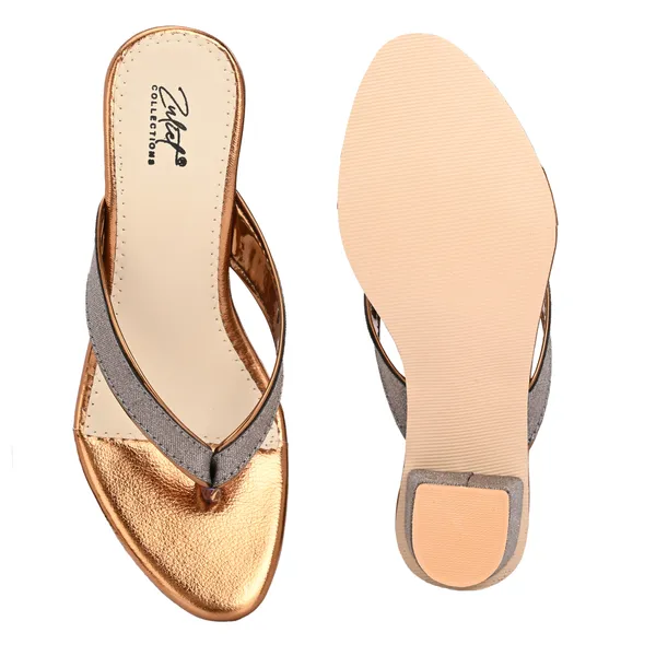 Silver_Glitter_Crossover_Toe_Post_Block_Heel_Sandals_For_Women