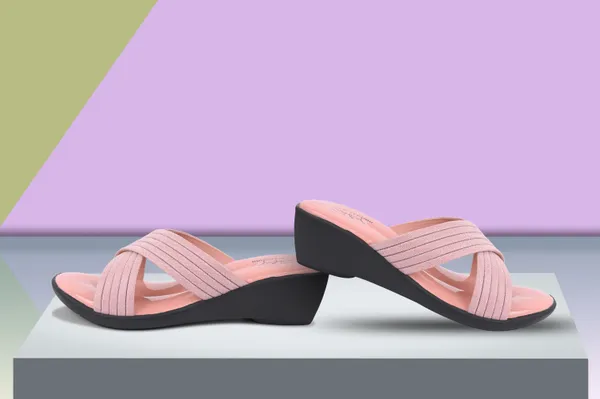 Pink_Patent_Leather_Criss_Cross_Wedge_Sandals_For_Women