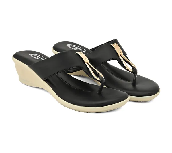 Black_Synthetic_Leather_Toe-Loop_Wedge_Flip_Flops_For_Women