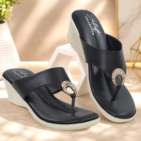Black_Synthetic_Leather_Embellished_Toe_Strap_Wedge_Sandals_For_Women