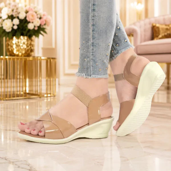 Beige_Patent_Leather_Overlapping_Strap_Sandals_For_Women