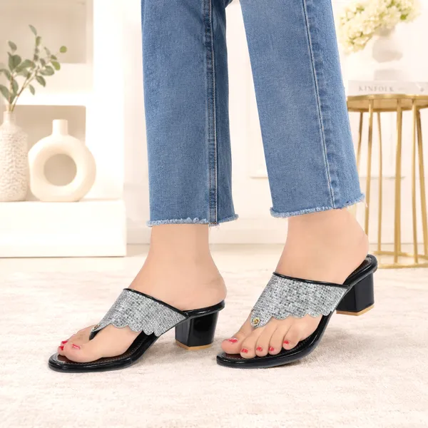 Black_Synthetic_Embellished_Scalloped_Block_Heel_Sandals_For_Women