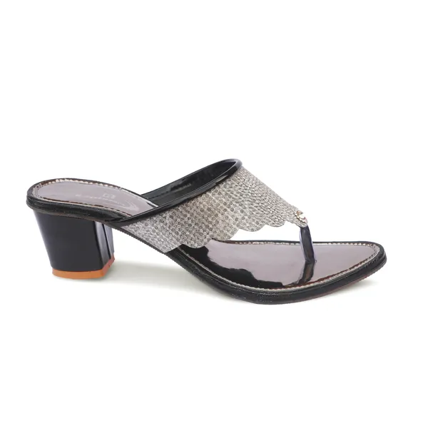 Black_Synthetic_Embellished_Scalloped_Block_Heel_Sandals_For_Women