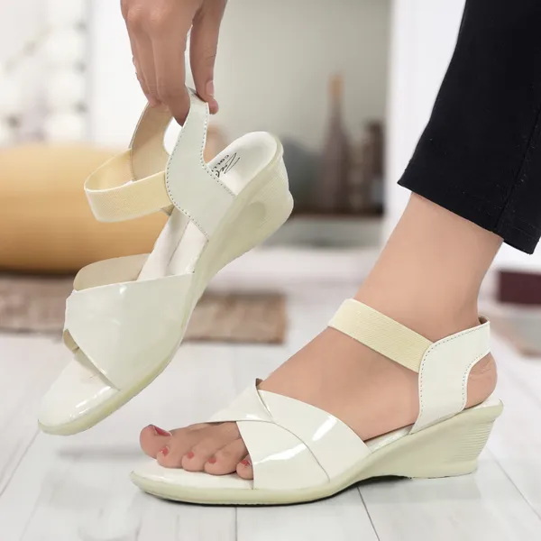 White_Patent_Leather_Open_Toe_Wedge_Sandals_For_Women