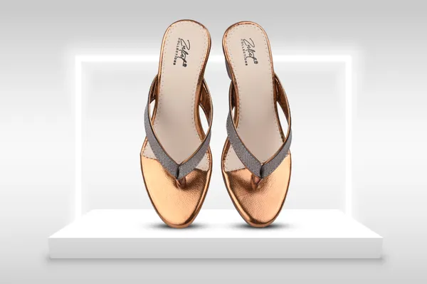 Silver_Glitter_Crossover_Toe_Post_Block_Heel_Sandals_For_Women